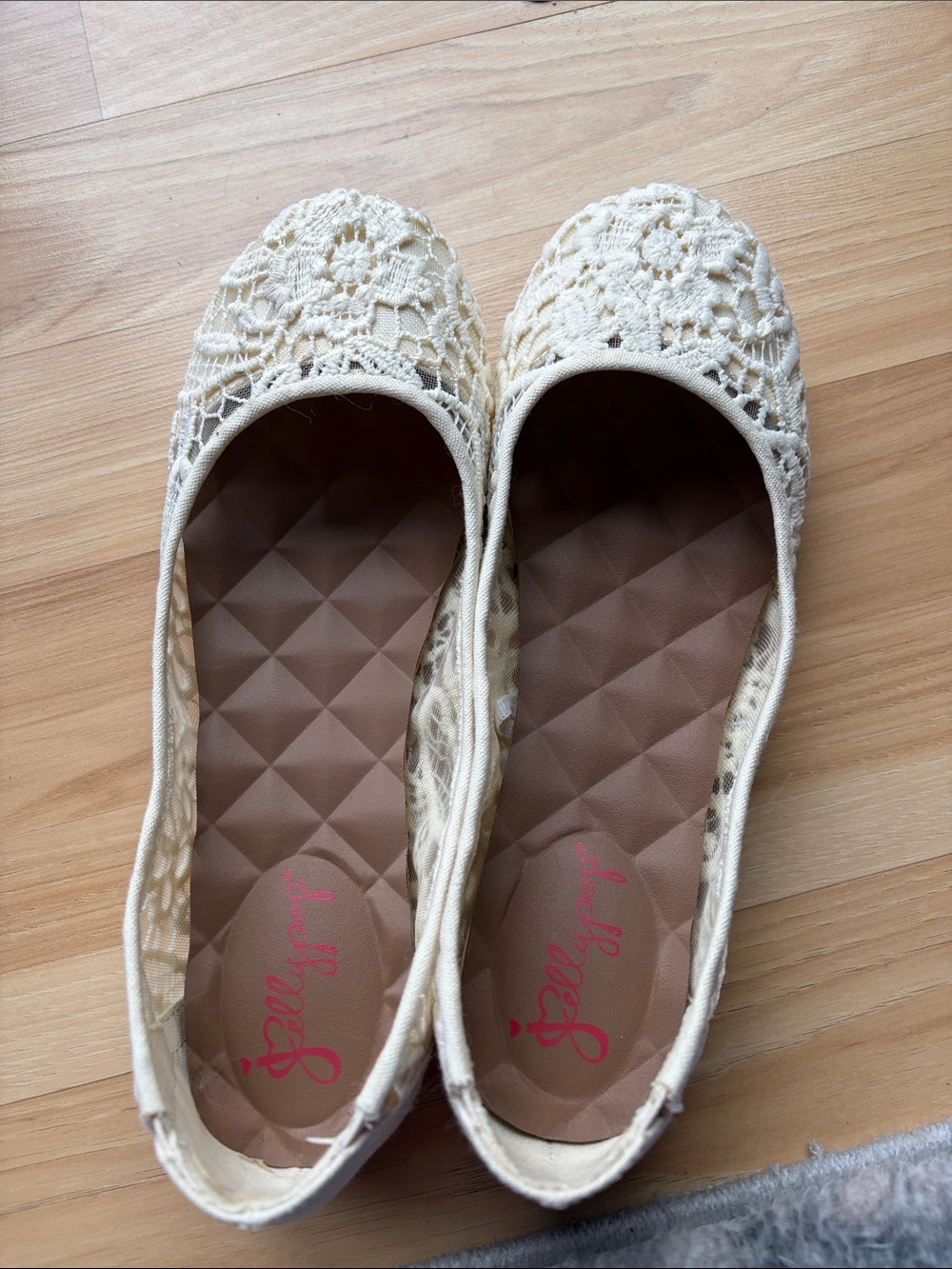 Jellypop Ivory Crochet Ballet Flats Size 6.5